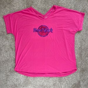 NWT Hard Rock Women’s Hot Pink Soft T-shirt With Sequin Logo. Size XL